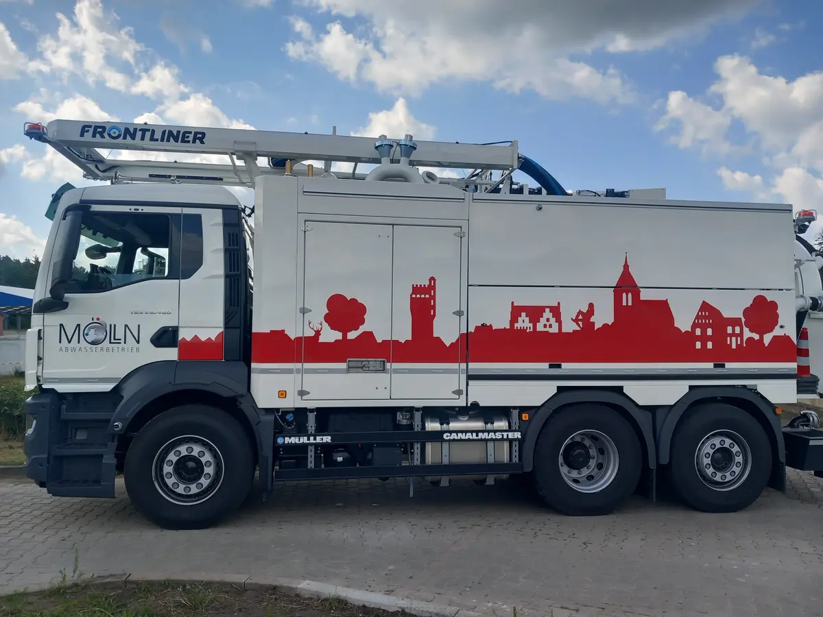 Spülwagen der Stadt Mölln